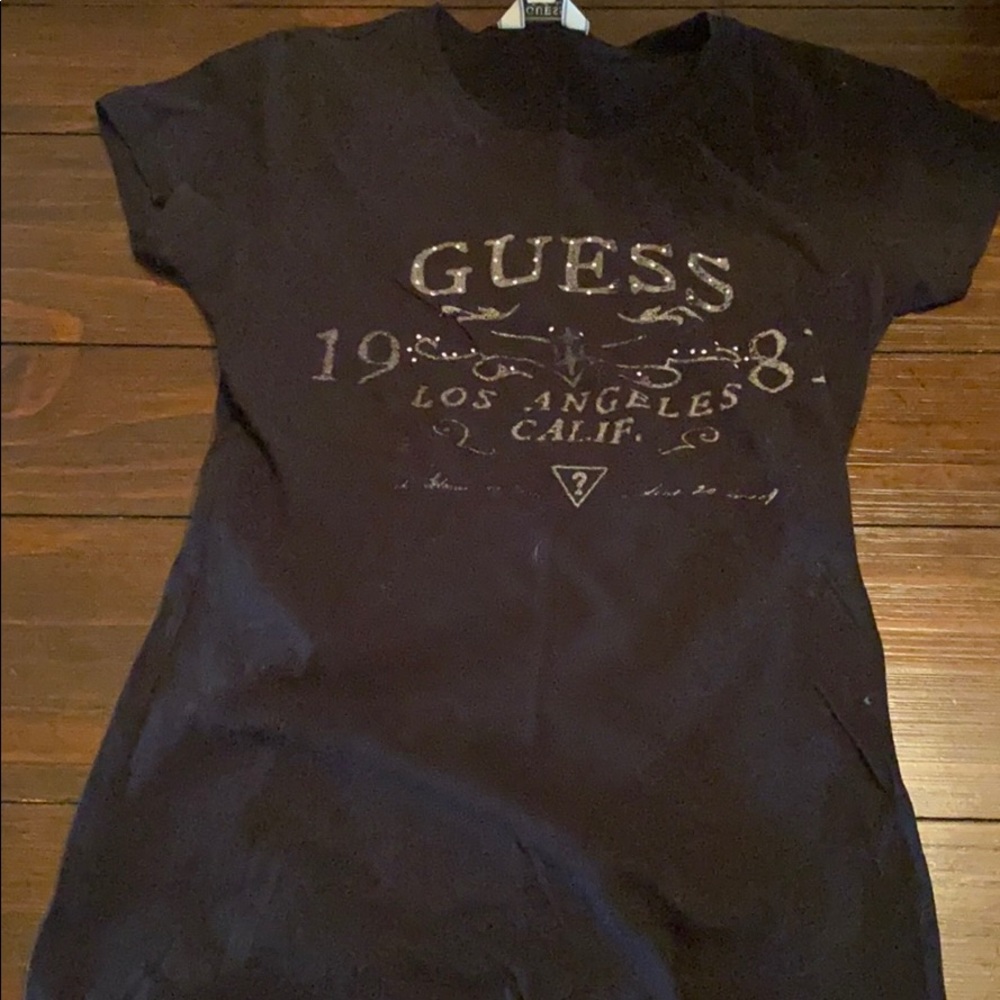 Guess black tshirt
